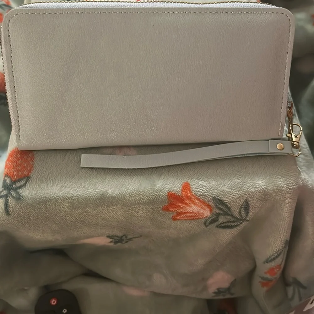 Disney Inspired Wallet NWOT - Picture 7 of 14